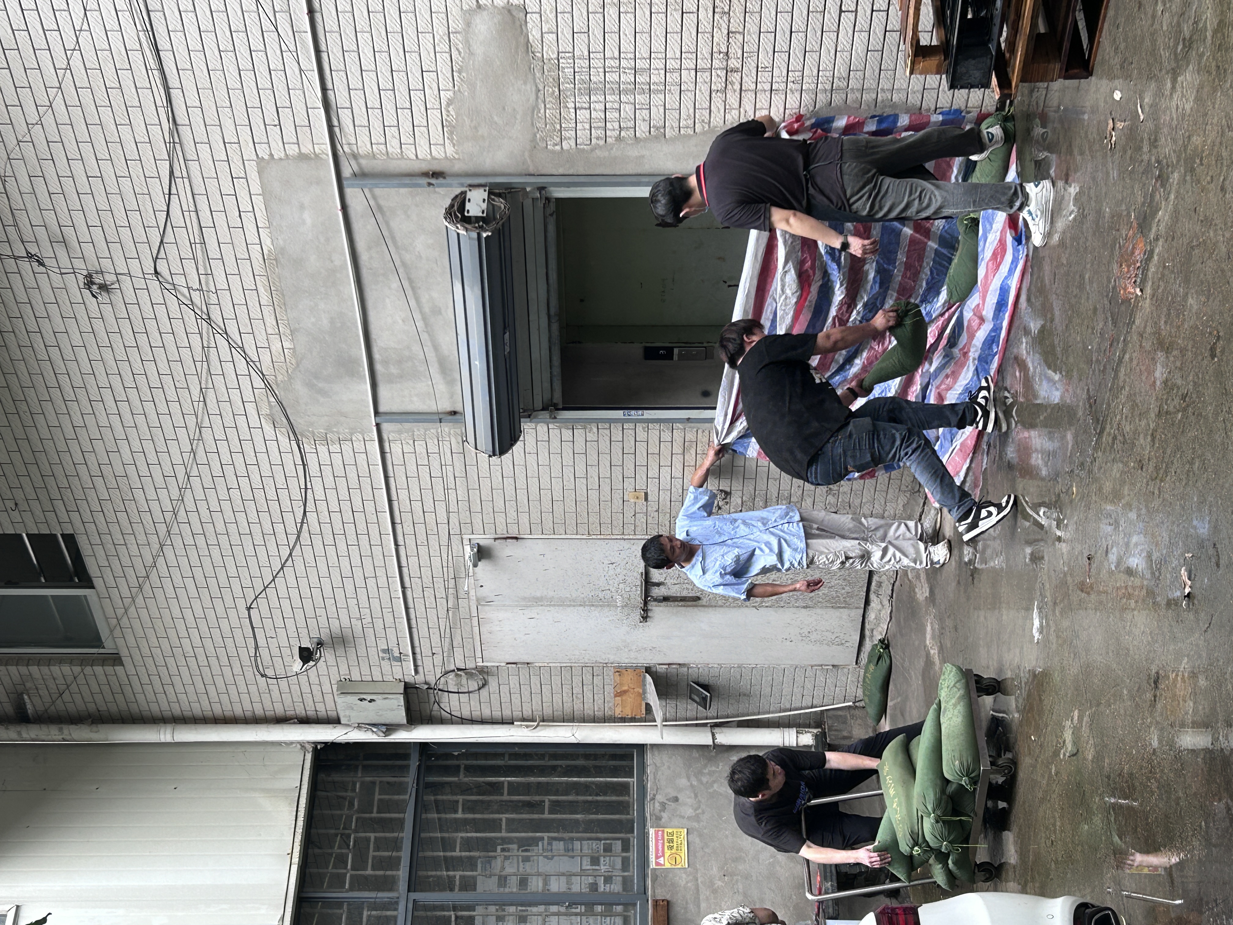 防洪小組及其他成員