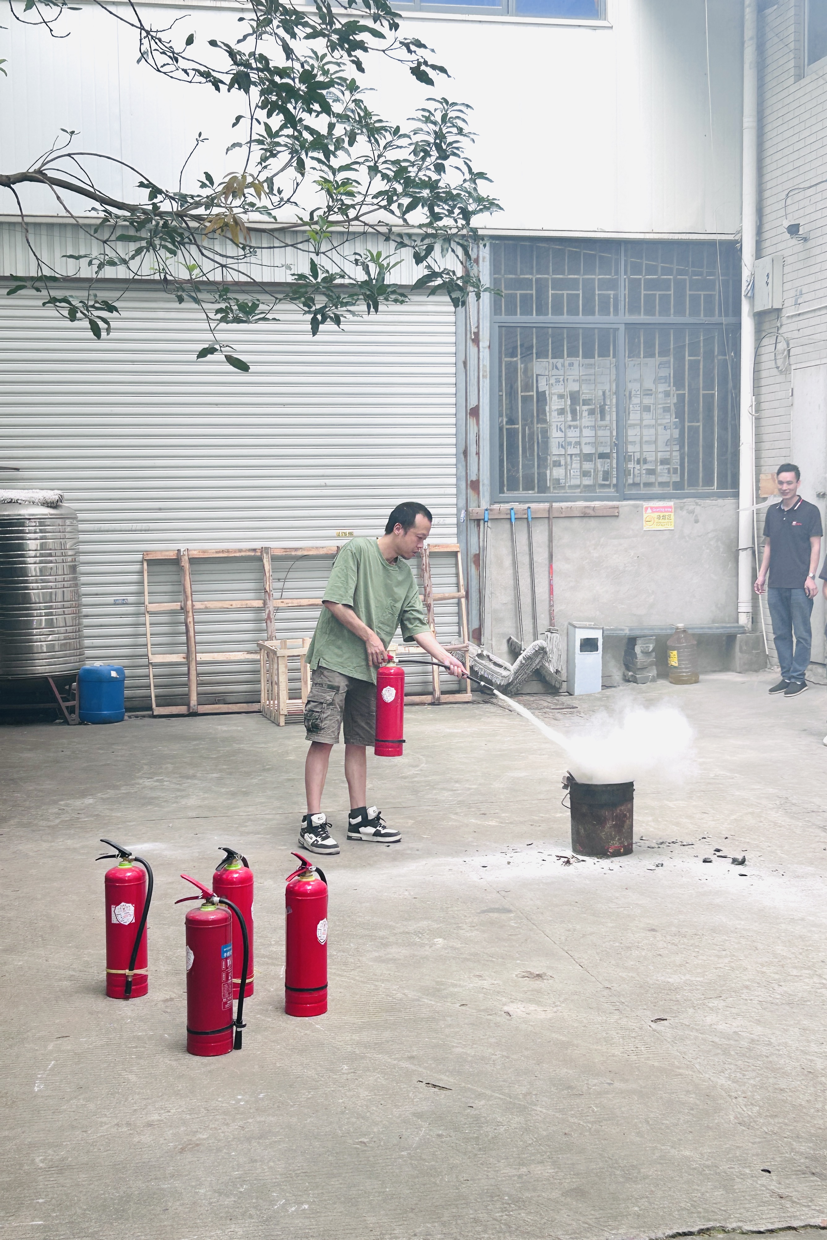 防火小組及其他成員 (5)